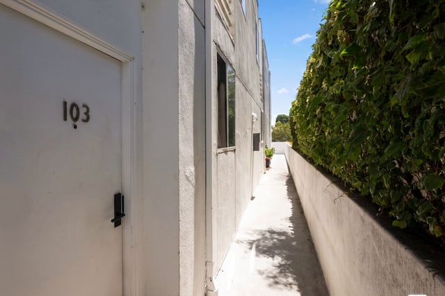 1823 20th Street 103, Santa Monica, CA 90404 — photo 22 of 23