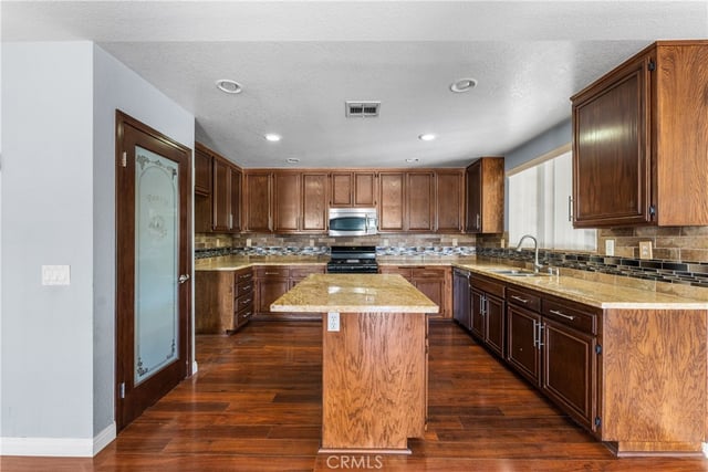 44103 Sundance Court, Lancaster, CA 93535 — photo 22 of 54