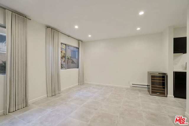 1025 N Kings Road 119, West Hollywood, CA 90069 — photo 12 of 34