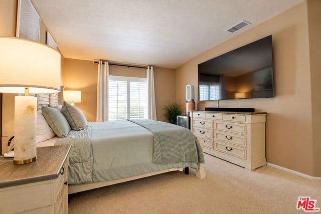 28611 Placerview Trail, Santa Clarita, CA 91390 — photo 15 of 32