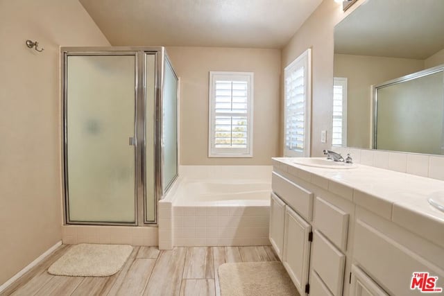 28611 Placerview Trail, Santa Clarita, CA 91390 — photo 17 of 32