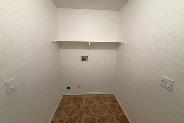 6152 W Avenue J5, Lancaster, CA 93536 — photo 10 of 17