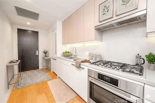 877 Francisco 1717, Los Angeles, CA 90017 — photo 33 of 39
