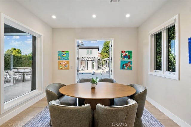 15547 Valley Vista Boulevard, Encino, CA 91436 — photo 19 of 59