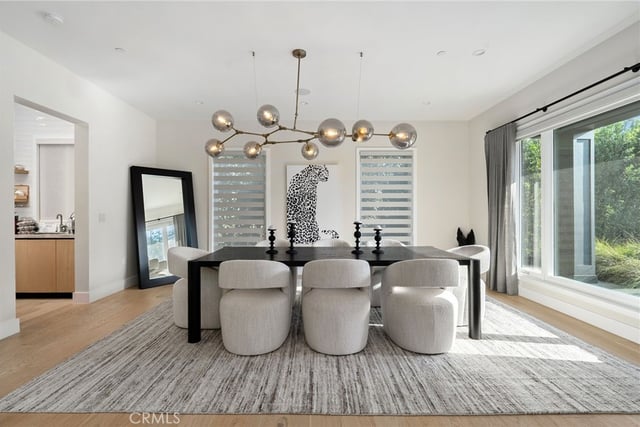 15547 Valley Vista Boulevard, Encino, CA 91436 — photo 21 of 59