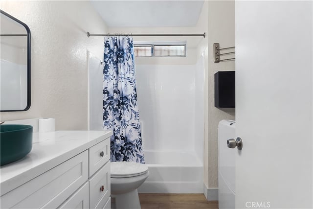 571 W Cypress Circle W, Compton, CA 90220 — photo 15 of 22