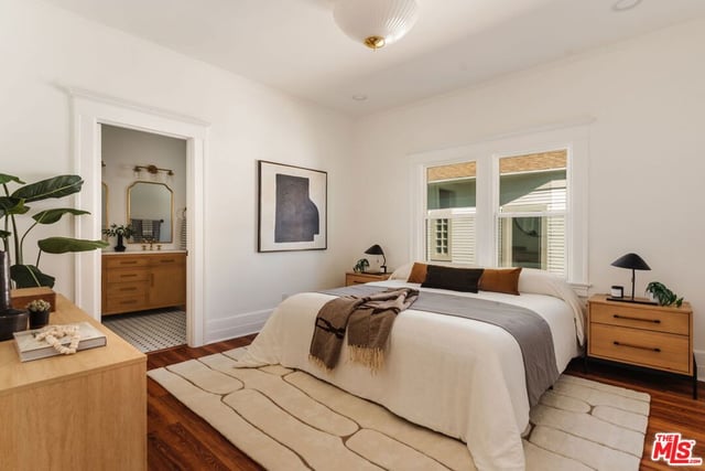2801 Brighton Avenue, Los Angeles, CA 90018 — photo 12 of 26