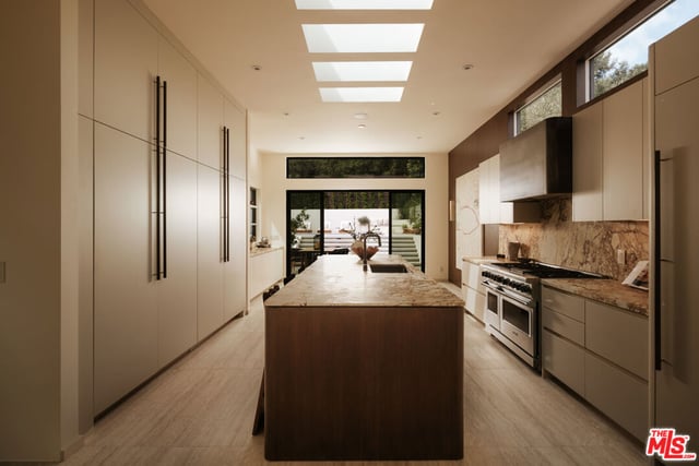 12160 Laurel Terrace Drive, Studio City, CA 91604 — photo 18 of 51