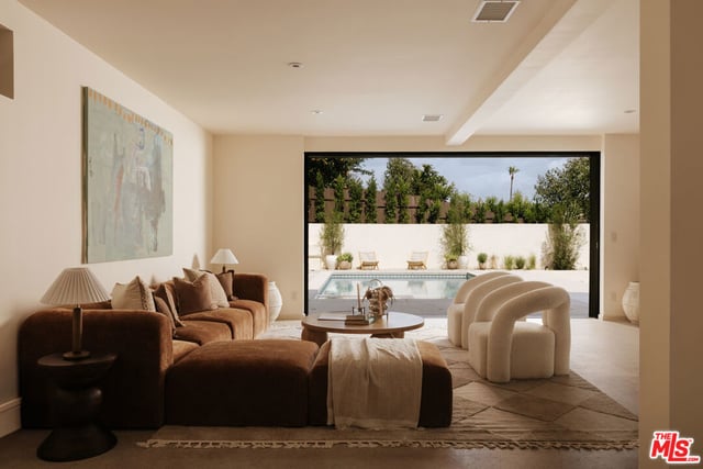 12160 Laurel Terrace Drive, Studio City, CA 91604 — photo 43 of 51