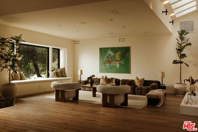 12160 Laurel Terrace Drive, Studio City, CA 91604 — photo 7 of 51