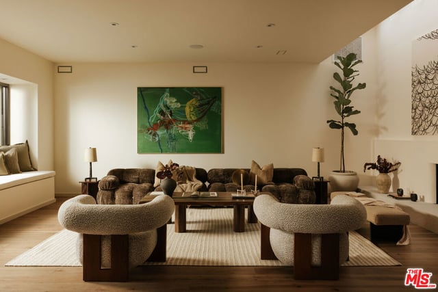 12160 Laurel Terrace Drive, Studio City, CA 91604 — photo 8 of 51