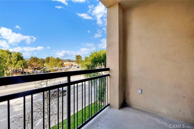 24545 Town Center 5304, Valencia, CA 91355 — photo 18 of 34