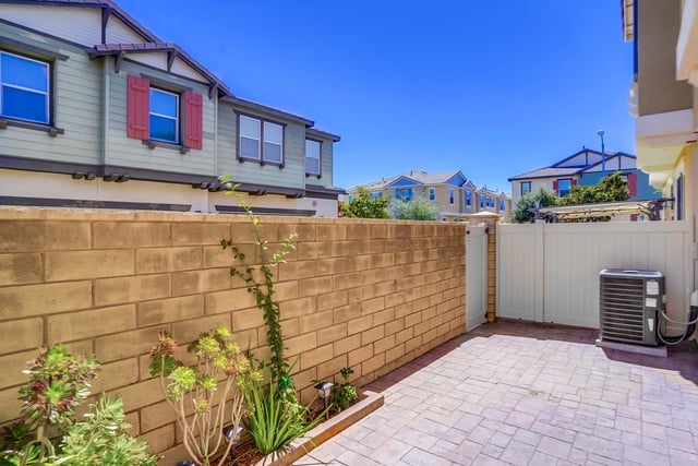 22057 Barrington Way, Saugus, CA 91350 — photo 31 of 49