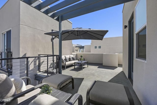 1230 E Thompson Boulevard 101, Ventura, CA 93001 — photo 43 of 54
