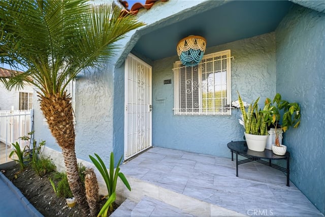8205 Stanford Ave, Los Angeles, CA 90001 — photo 11 of 28