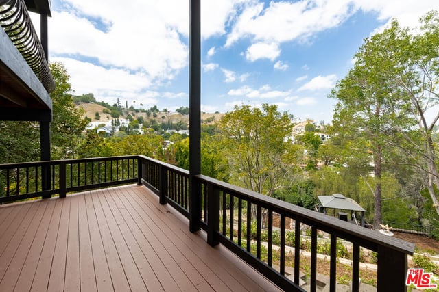 4920 Llano Drive, Woodland Hills, CA 91364 — photo 30 of 35
