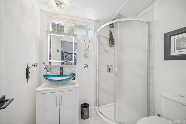 18219 Erwin Street, Tarzana, CA 91335 — photo 15 of 47