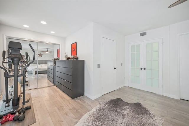 18219 Erwin Street, Tarzana, CA 91335 — photo 24 of 47