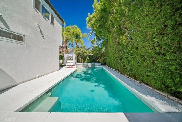 18219 Erwin Street, Tarzana, CA 91335 — photo 31 of 47