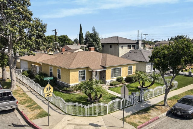 1300 S California Avenue, Compton, CA 90221 — photo 35 of 37