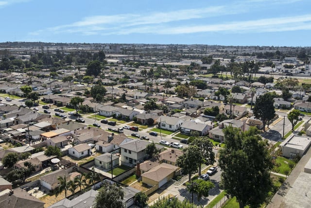 1300 S California Avenue, Compton, CA 90221 — photo 36 of 37