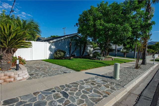 1546 Deodora Street, Simi Valley, CA 93065 — photo 2 of 31