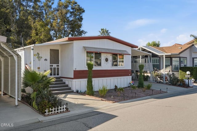 1150 Ventura Boulevard SPC 127, Camarillo, CA 93010 — photo 4 of 14