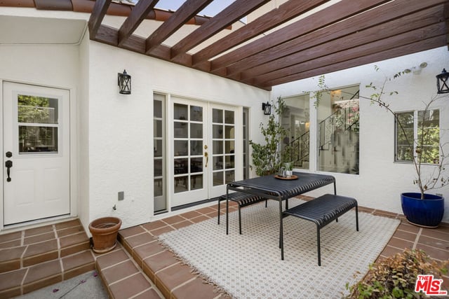 1353 Ruberta Avenue, Glendale, CA 91201 — photo 25 of 57