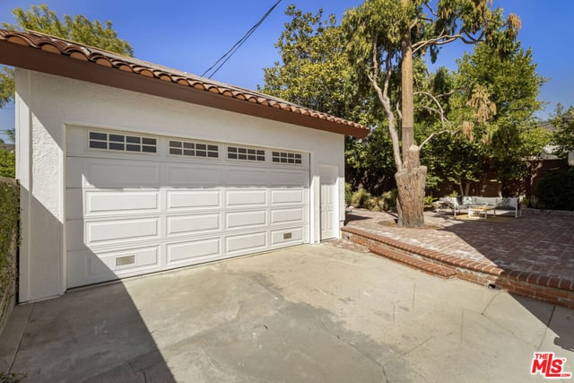1353 Ruberta Avenue, Glendale, CA 91201 — photo 55 of 57