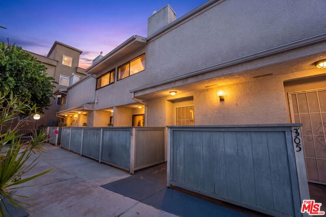 7869 Ventura Canyon Avenue 306, Panorama City, CA 91402 — photo 18 of 20