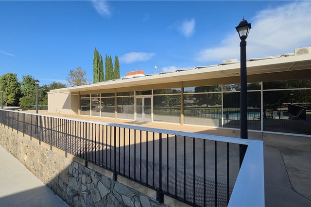 19364 Avenue Of The Oaks, Newhall, CA 91321 — photo 18 of 32