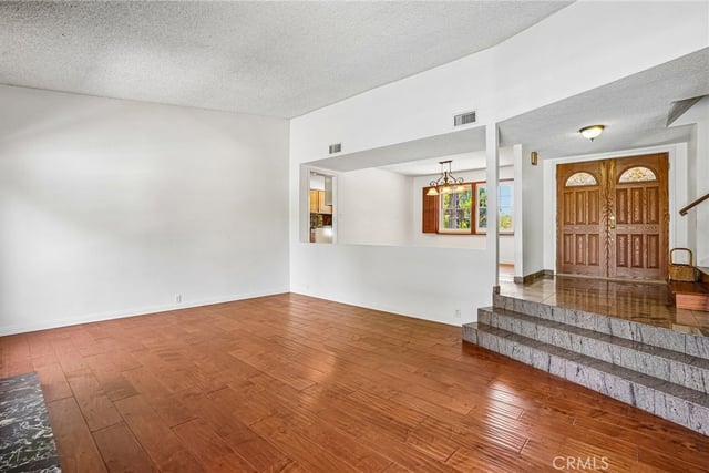12500 Mclennan Avenue, Granada Hills, CA 91344 — photo 6 of 63