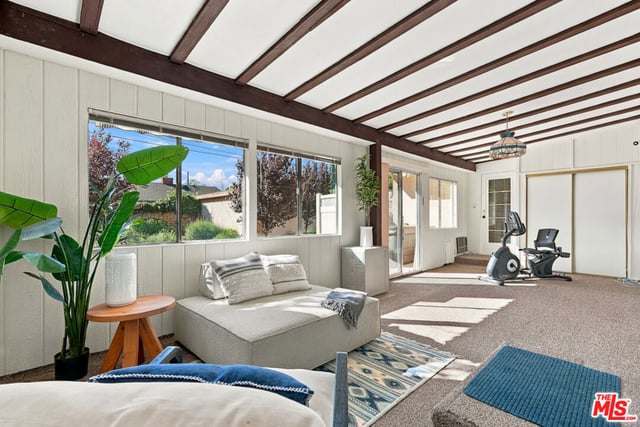 5525 Saloma Avenue, Sherman Oaks, CA 91411 — photo 14 of 35
