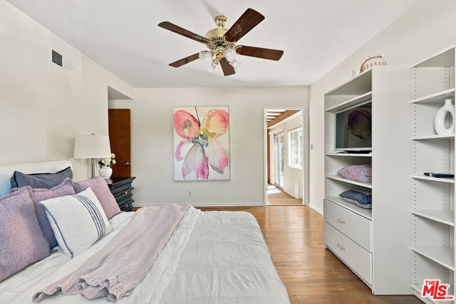 5525 Saloma Avenue, Sherman Oaks, CA 91411 — photo 16 of 35
