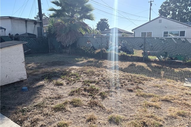 14119 S Zamora, Compton, CA 90222 — photo 3 of 11