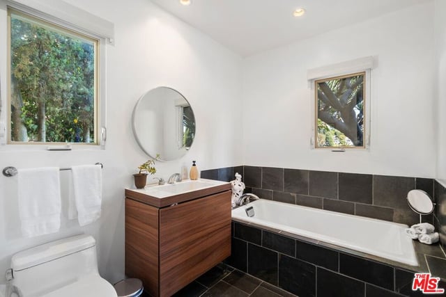 2338 Lyric Avenue, Los Angeles, CA 90027 — photo 16 of 25