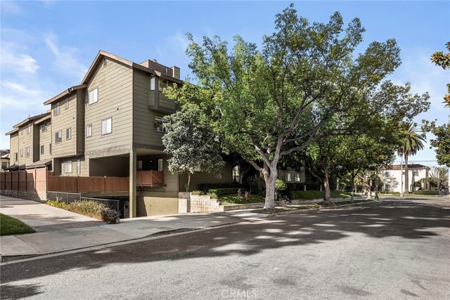 246 Alpine St 9, Pasadena, CA 91106 — photo 28 of 38
