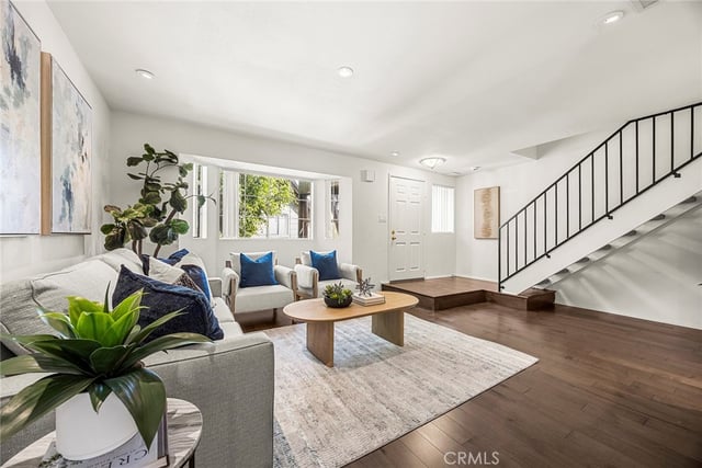 246 Alpine St 9, Pasadena, CA 91106 — photo 4 of 38