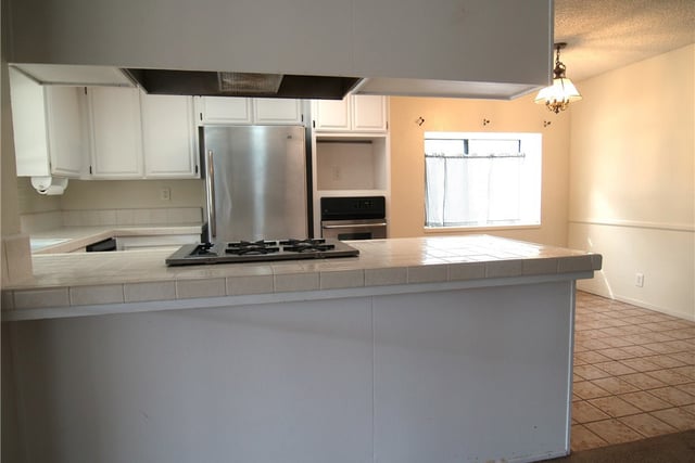 110 Horseshoe Circle, West Covina, CA 91791 — photo 8 of 36