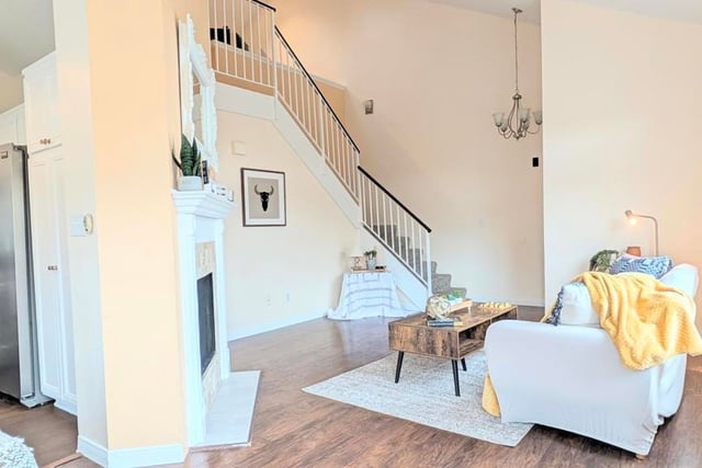 18005 Flynn Drive 532, Santa Clarita, CA 91387 — photo 5 of 37