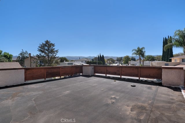 2491 Castlemont Court N, Simi Valley, CA 93063 — photo 26 of 35
