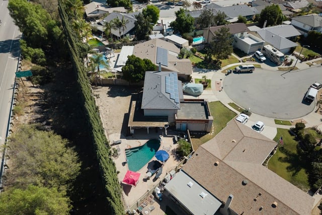 2491 Castlemont Court N, Simi Valley, CA 93063 — photo 34 of 35