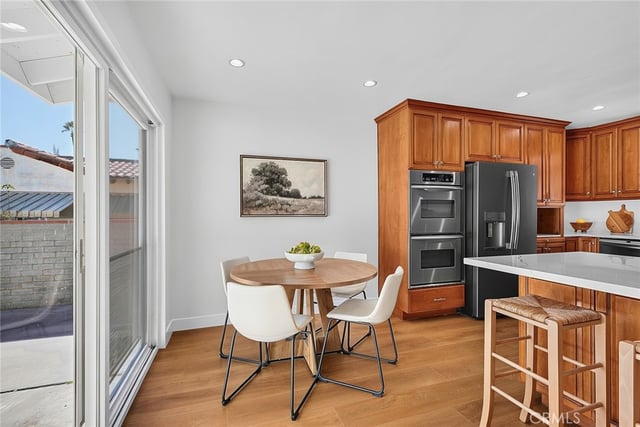 1216 Alameda Avenue, Glendale, CA 91201 — photo 10 of 29