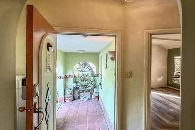 1762 S Crescent Heights Boulevard, Los Angeles, CA 90035 — photo 10 of 36