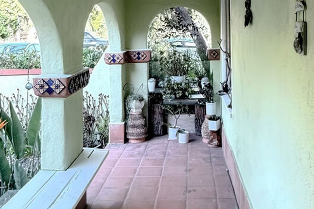 1762 S Crescent Heights Boulevard, Los Angeles, CA 90035 — photo 8 of 36