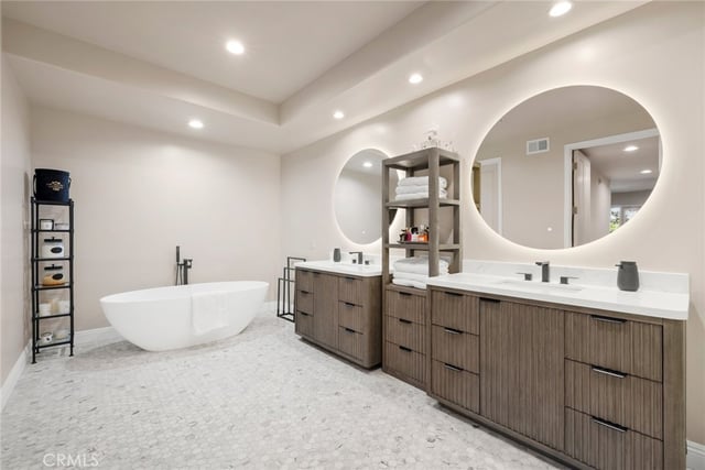 11500 San Vicente 202, Los Angeles, CA 90049 — photo 12 of 23