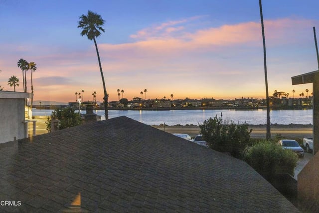 2916 Lakeshore Court, Oxnard, CA 93035 — photo 2 of 58
