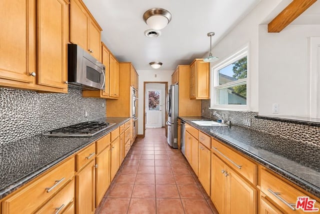 5738 Rhodes Avenue, Valley Village, CA 91607 — photo 7 of 21