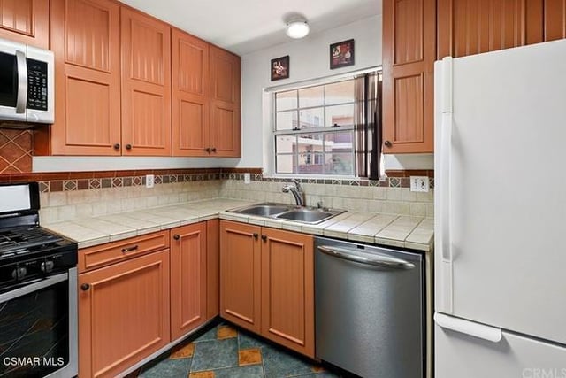 801 Pine Avenue 303, Long Beach, CA 90813 — photo 7 of 12