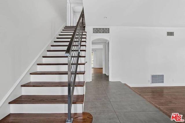 6609 Whitley Terrace, Los Angeles, CA 90068 — photo 3 of 50